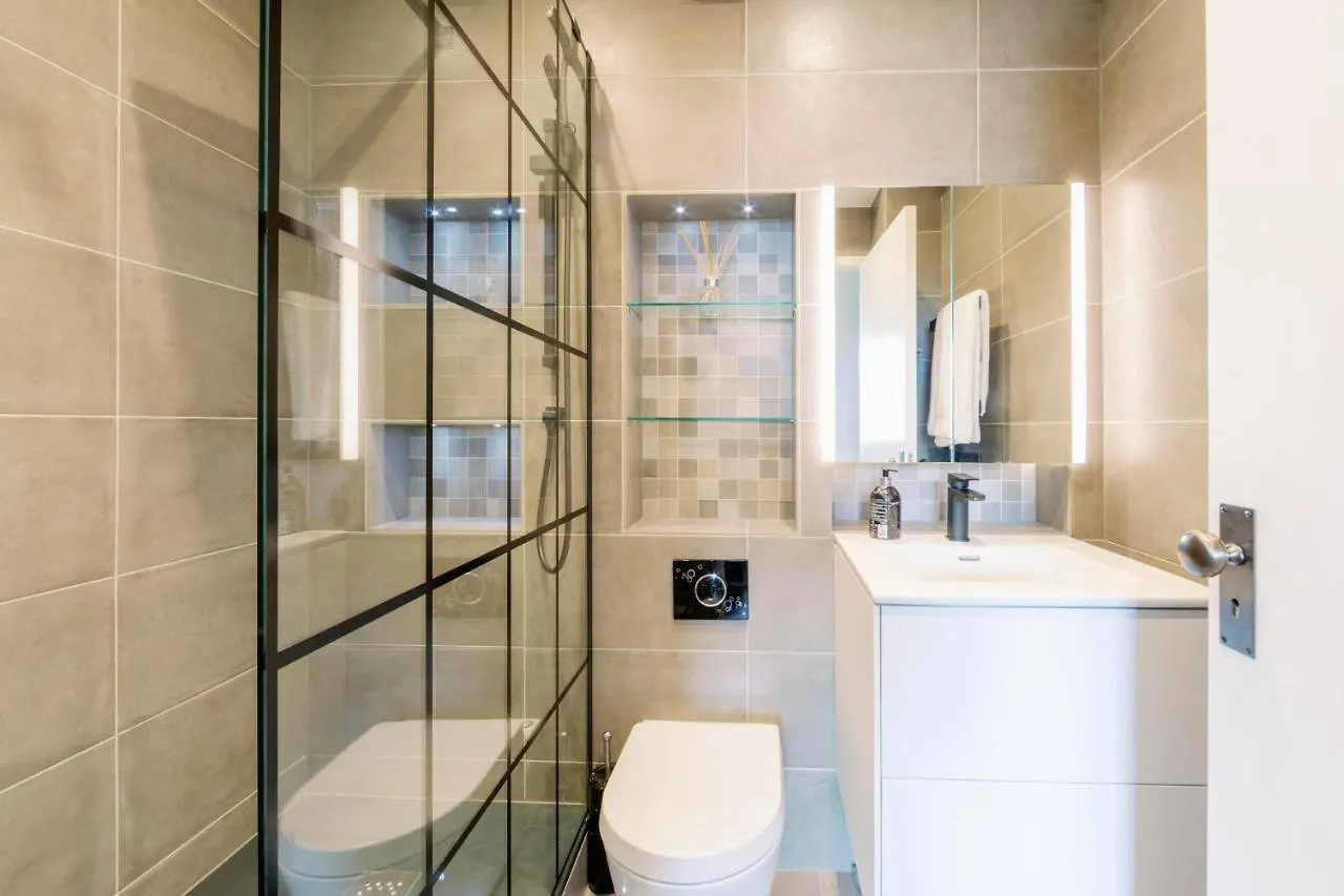 Pass The Keys Bright Apartment In Peckham With Free Parking London