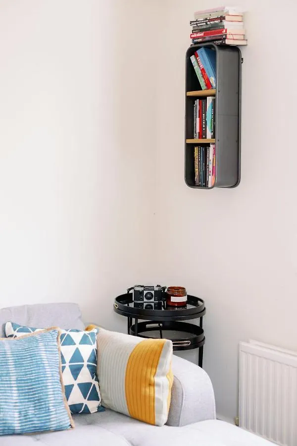 Pass The Keys Bright Apartment In Peckham With Free Parking London